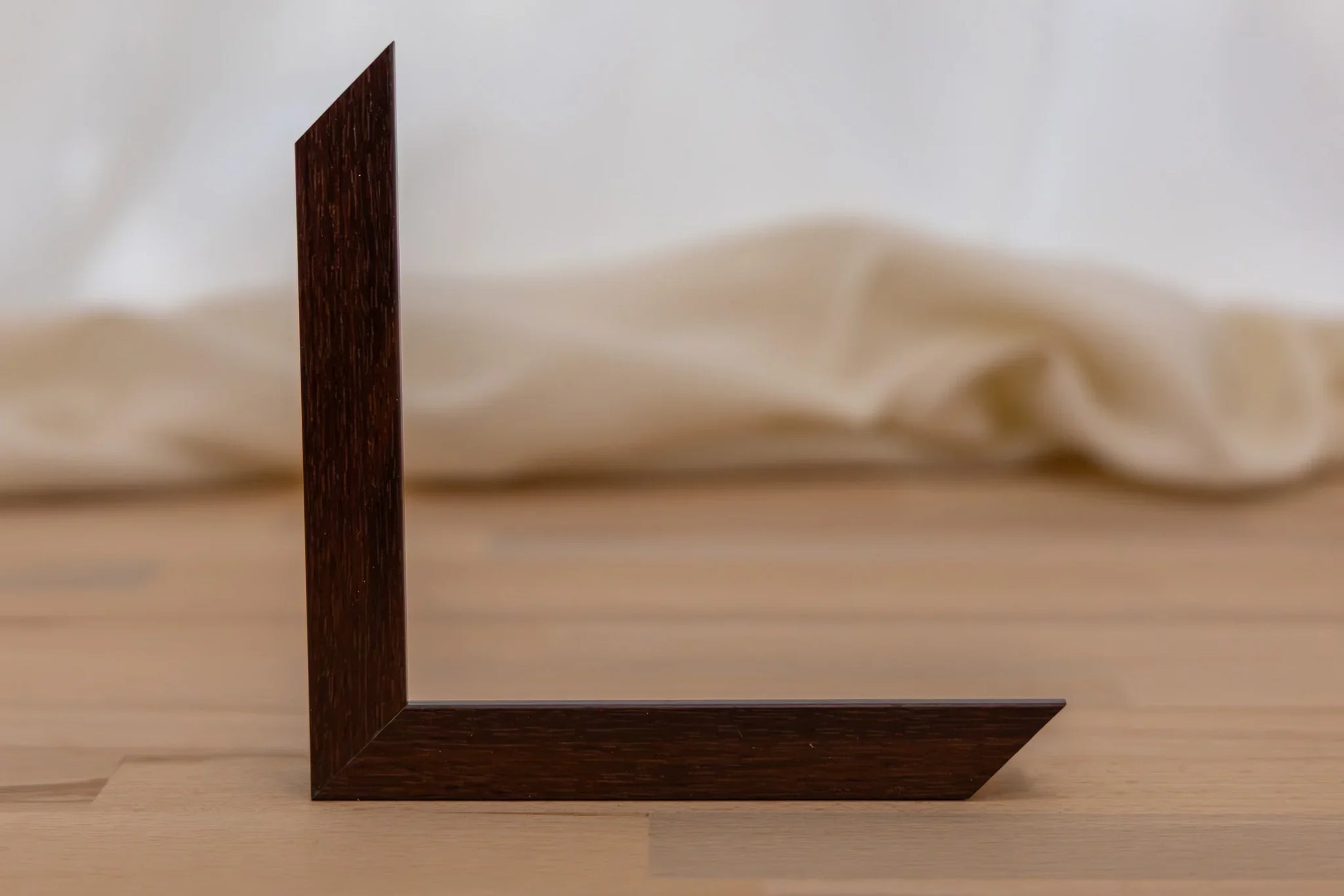 Рамка 52024 - тъмна дървесина