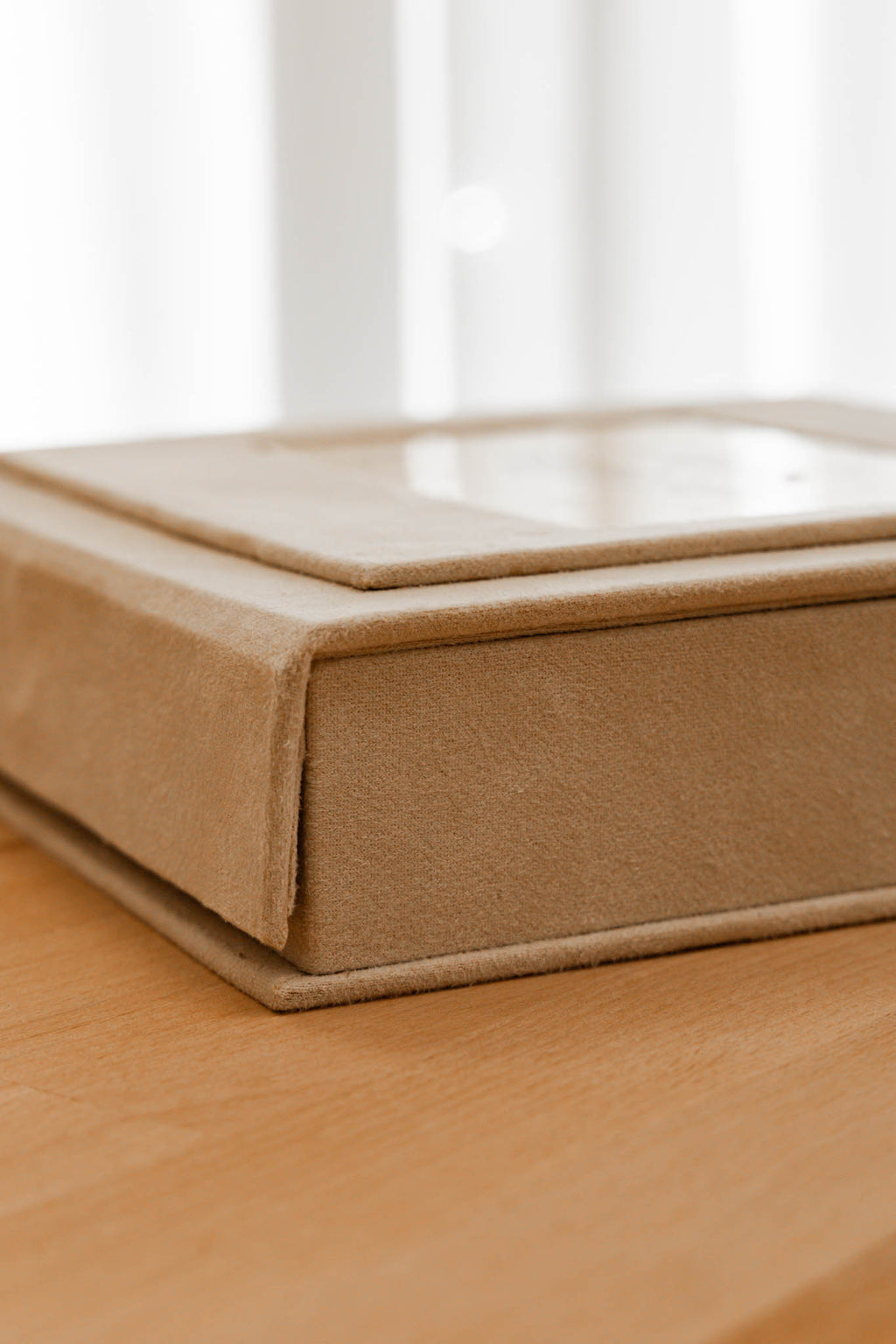 Велурена кутия