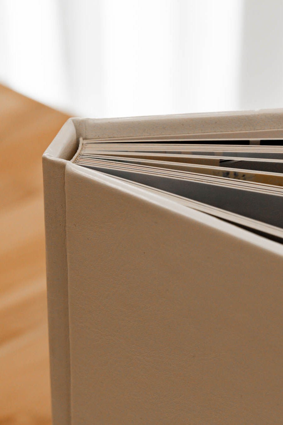 Фотокнига 25х25см. с кожена корица